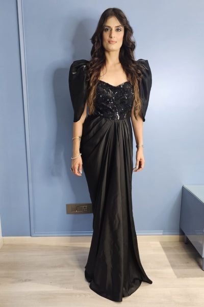 QUEEN SLEEVES DRAPE GOWN