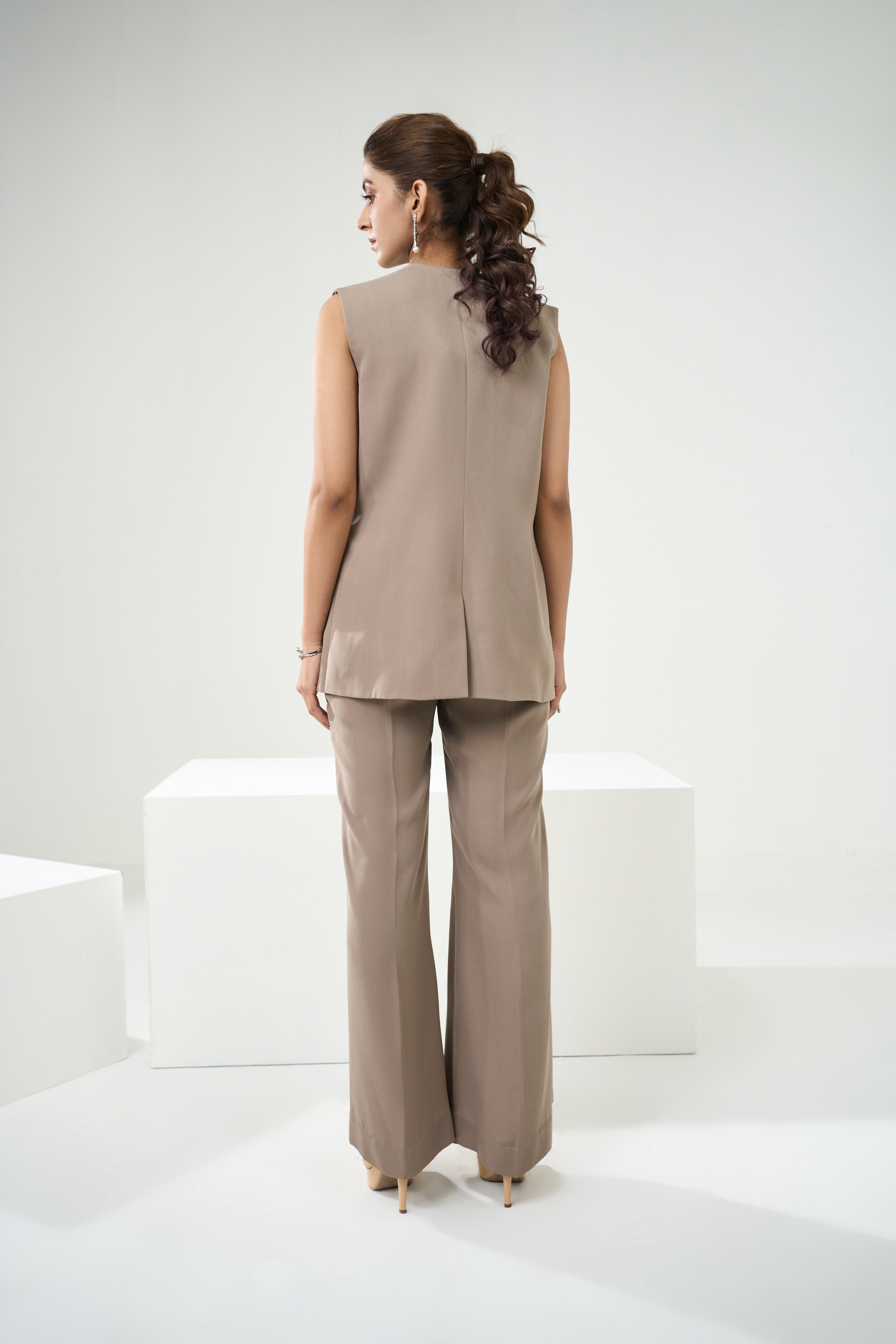 Stone Grey Sleeveless Blazer Set