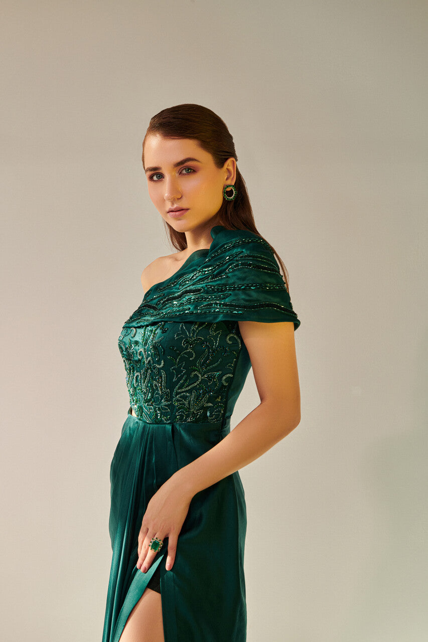 Off shoulder emarald green drape gown