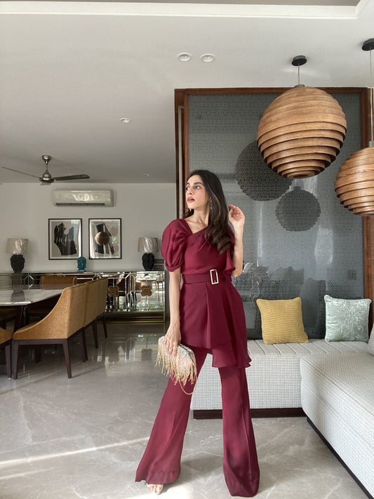 Mehak in Rose set